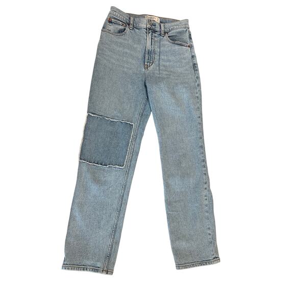 A&F The Ankle Straight Ultra High Rise Jeans Women's Size 25 (0) 26in Inseam - Picture 1 of 10